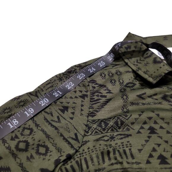 Women's Green Aztec Print Long Sleeve Button Front Shirt Dress Size Small - Picture 13 of 13